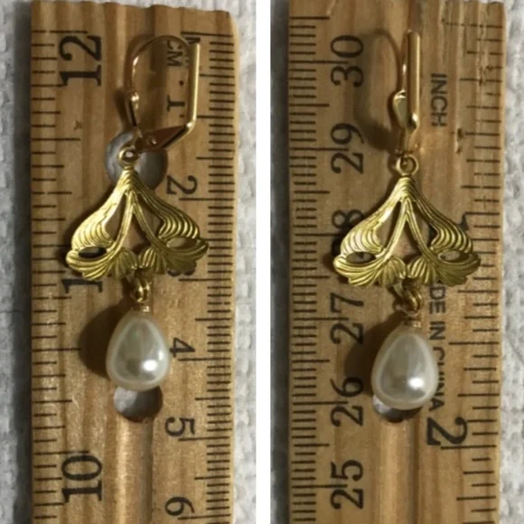 Crimson Peak Edith Cushing Gothic Gold Butterfly Pearl Earring Handmade Replicas - Picture 11 of 13